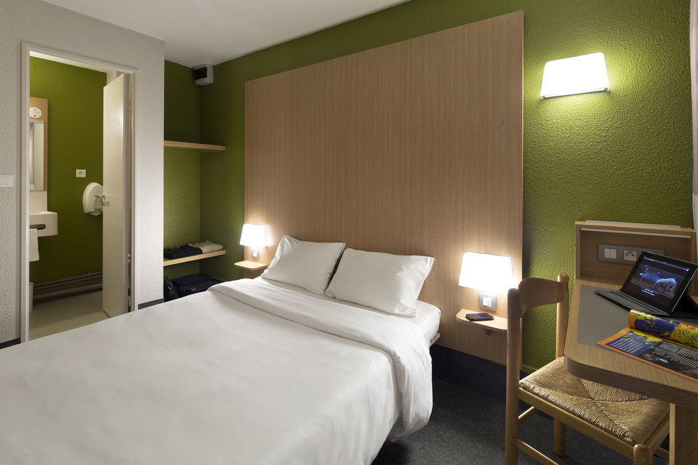 B&B Hotel Morlaix Сен-Мартен-де-Шам Экстерьер фото
