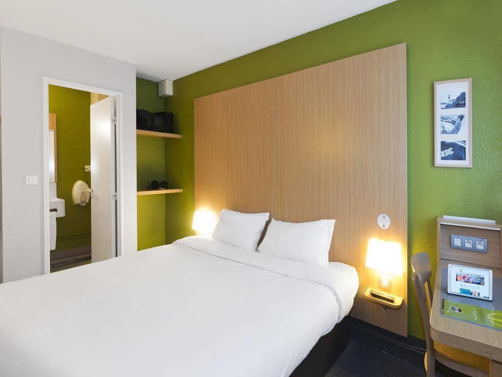 B&B Hotel Morlaix Сен-Мартен-де-Шам Экстерьер фото